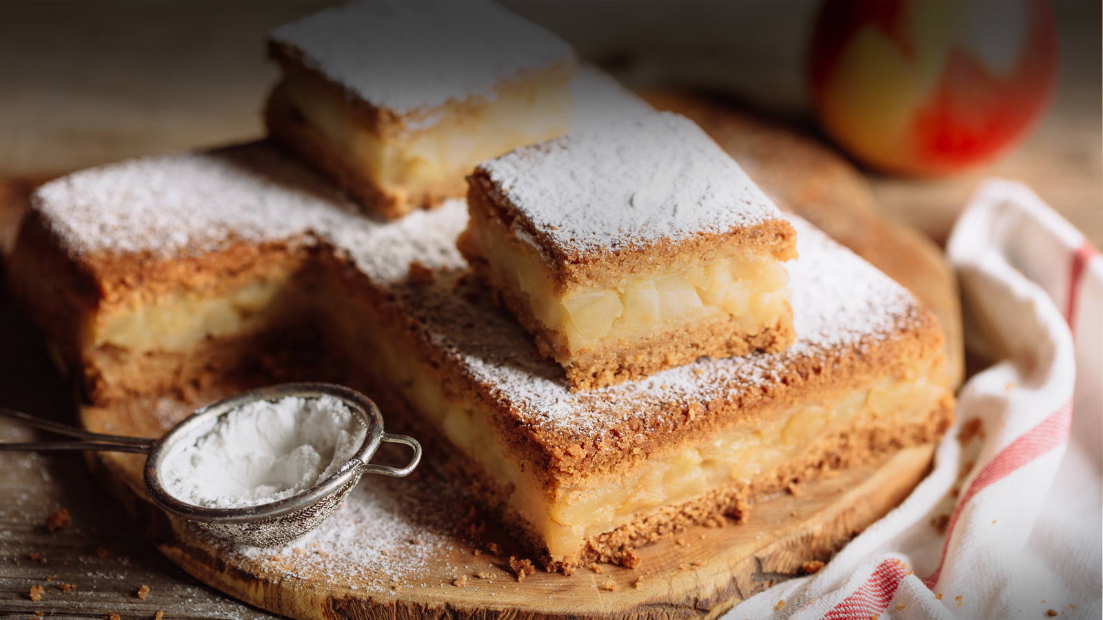 Lenja pita sa Plazmom i jabukama