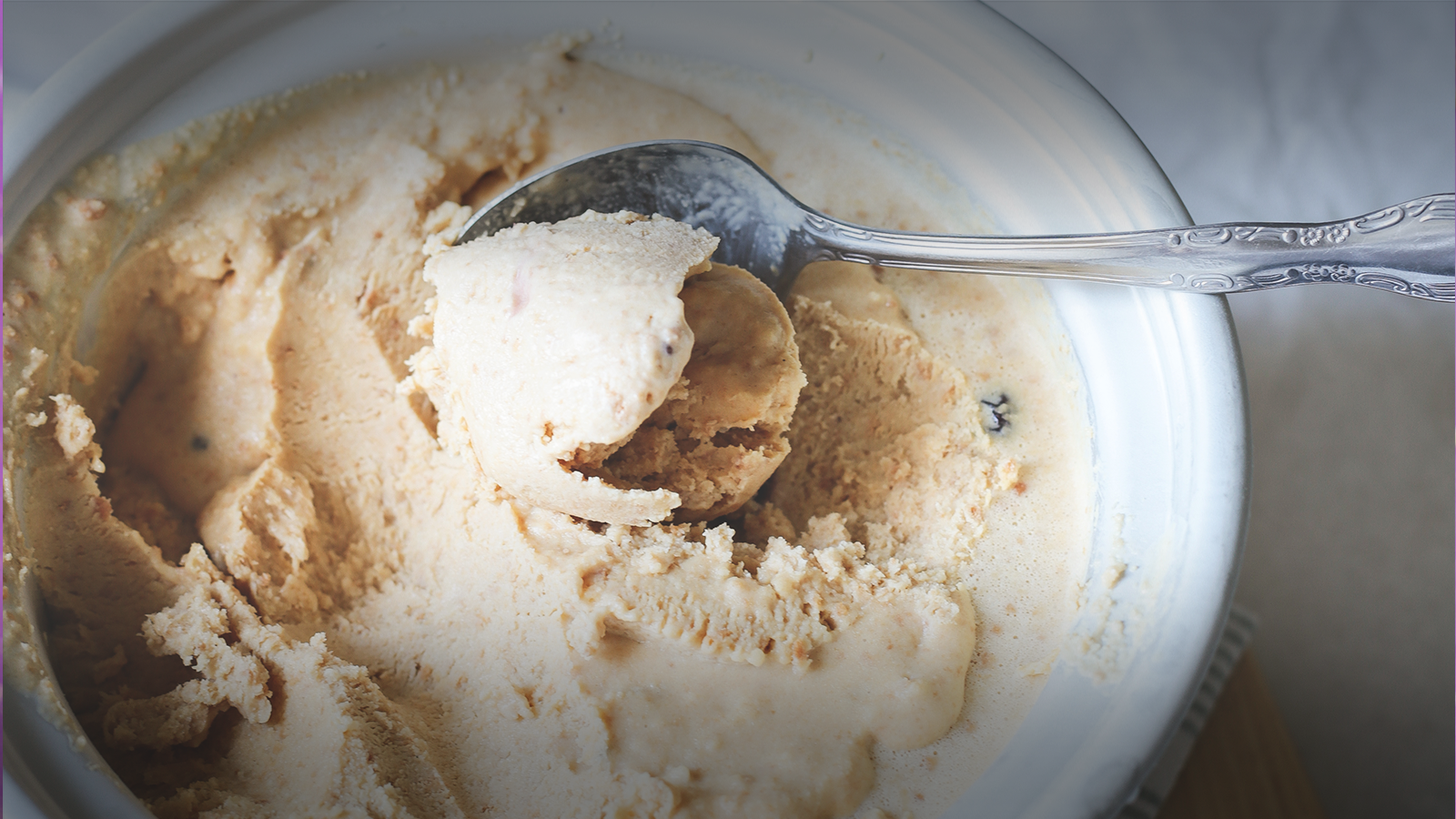 Plazma sladoled sa pijanim brusnicama